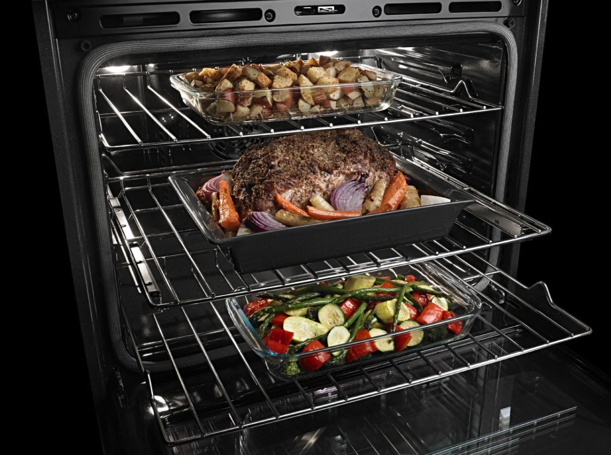 What to Check When The Oven Door Won’t Close - Jerry's Appliance Repair